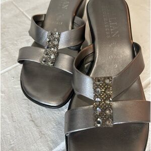 Italian Shoemakers silver/gray sandals w/rhinestones. Size 9 wedge